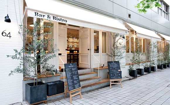 Bar & Bistro 64 外観