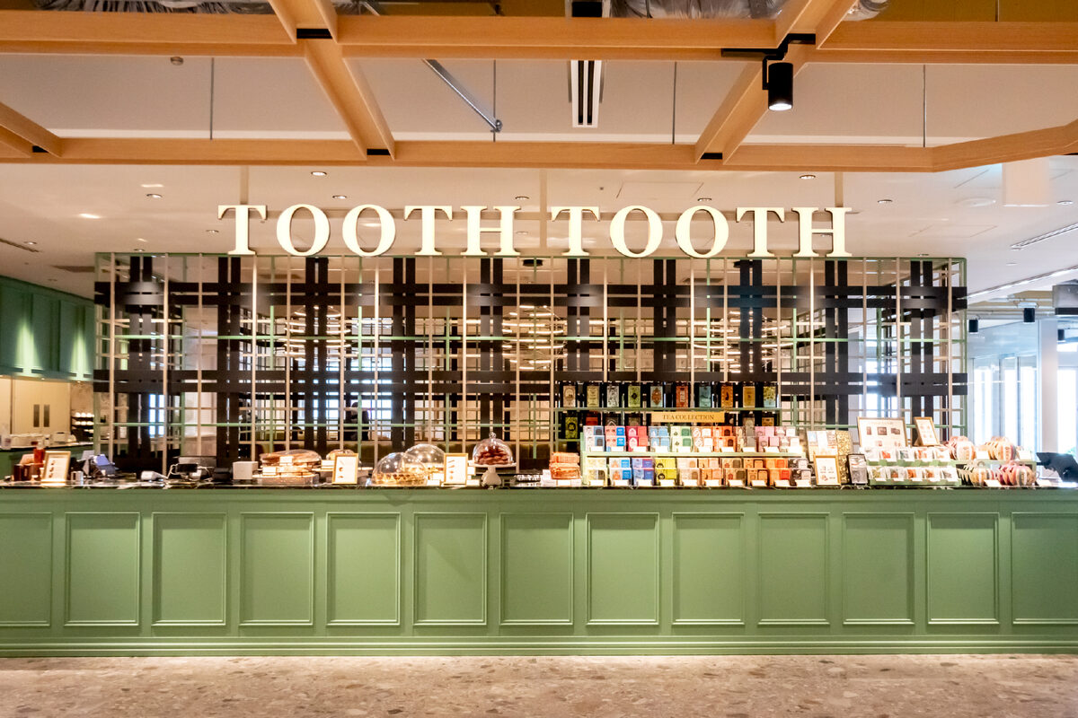 TOOTH TOOTH