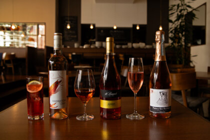 春色ロゼと神戸の洋食。とっておきの一皿に、華やぐ一杯を。「洋食屋 神戸デュシャン」で2026年3月10日(火)から。