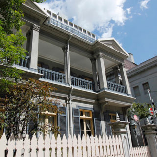Salon15 TOOTH TOOTH 旧神戸居留地十五番館