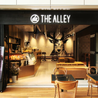 THE ALLEY ニュウマン横浜店