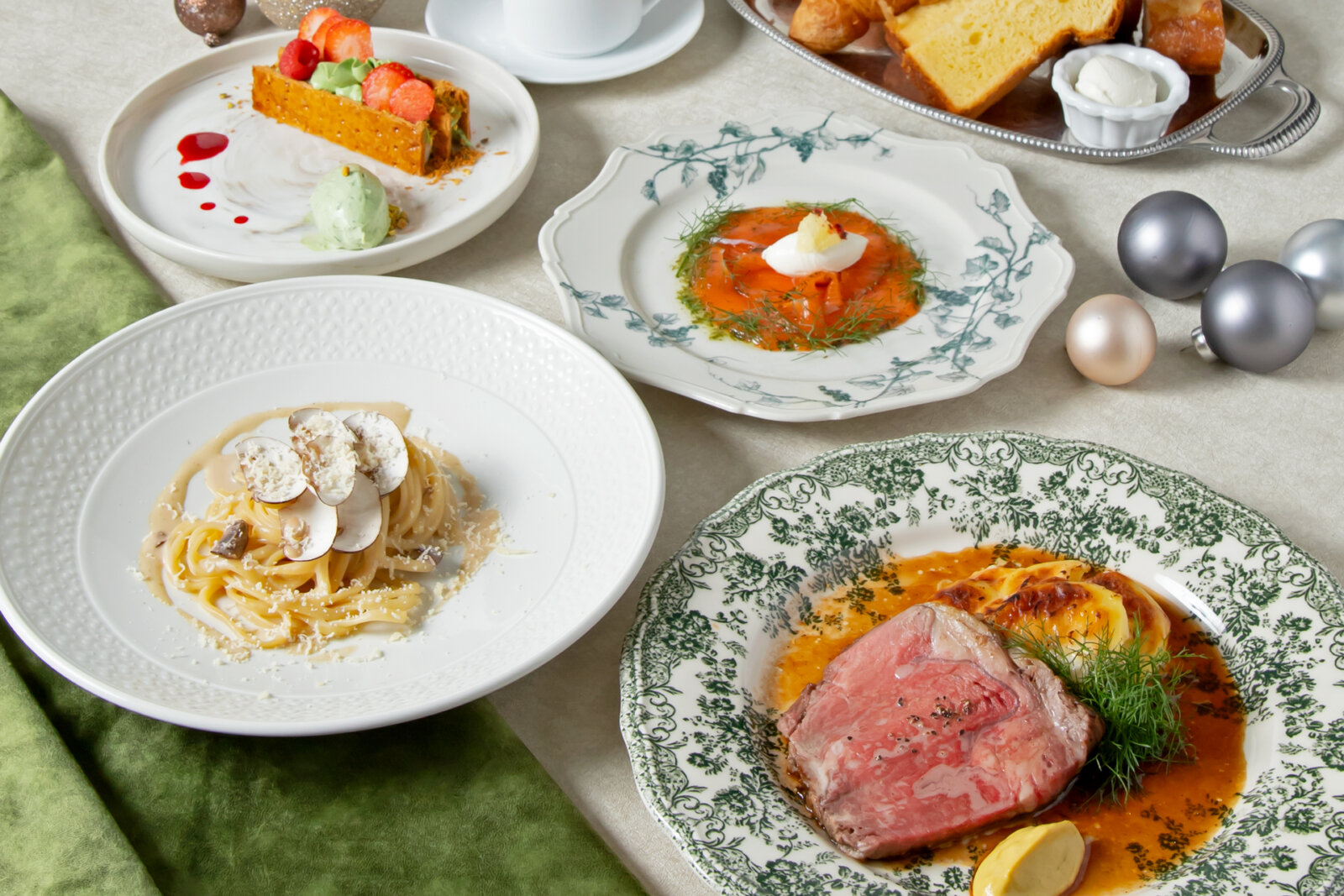 【ご予約受付中】TOOTH TOOTHの魅力を詰め込んだベーカリーレストランで過ごすクリスマス限定ディナーコース / LAGOON TOOTH TOOTH