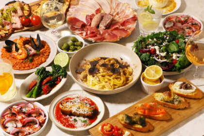 新宿駅前の高架下に誕生!かつての“イタメシ”を東京らしくモダンに表現した、オールデイイタリアン「PUPA イタメシとワイン」が2/24(火)グランドオープン